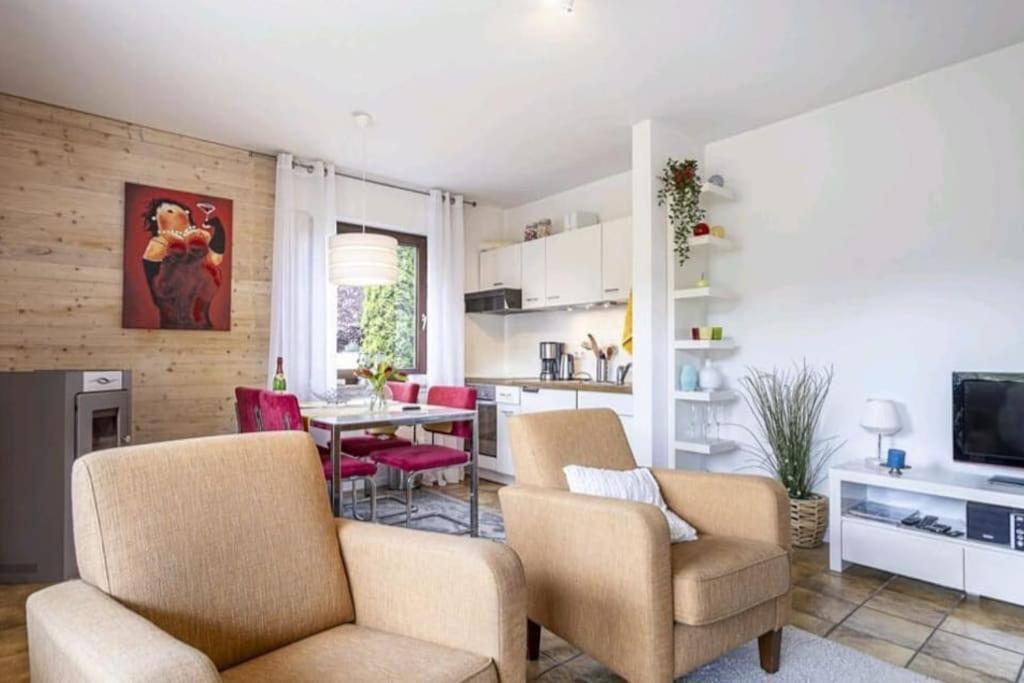 Apartment Mit Kamin-Sonnendurchflutet-Balkon Winterberg Luaran gambar
